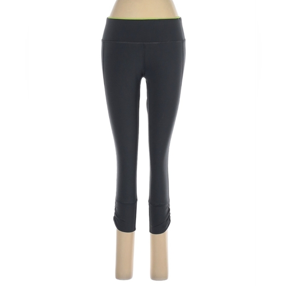 Calvin Klein Performance Legging - Picture 2 of 4